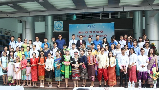 Việt Nam - Lào - Campuchia, Tết cổ truyền Bunpimay, Chol ChnamThmey - ảnh 9