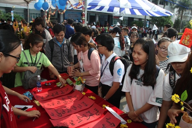 Việt Nam - Lào - Campuchia, Tết cổ truyền Bunpimay, Chol ChnamThmey - ảnh 11
