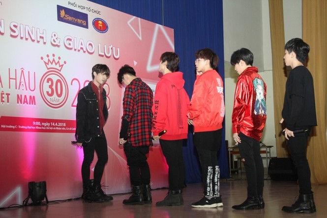 Đông Nhi, Uni 5, tuyển sinh hoa hậu VN, top 3 HHVN - ảnh 8