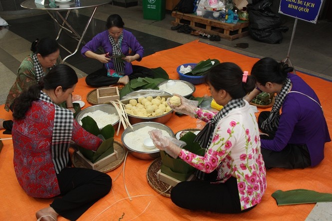 gói, nấu bánh chưng, sự tích bánh chưng bánh dày, Vua Hùng - ảnh 3