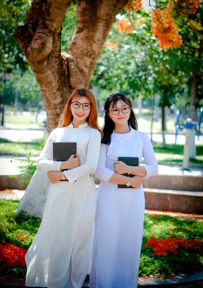 Nữ sinh Quảng Ngãi tỏa nắng bên khung trời phượng thắm - ảnh 8