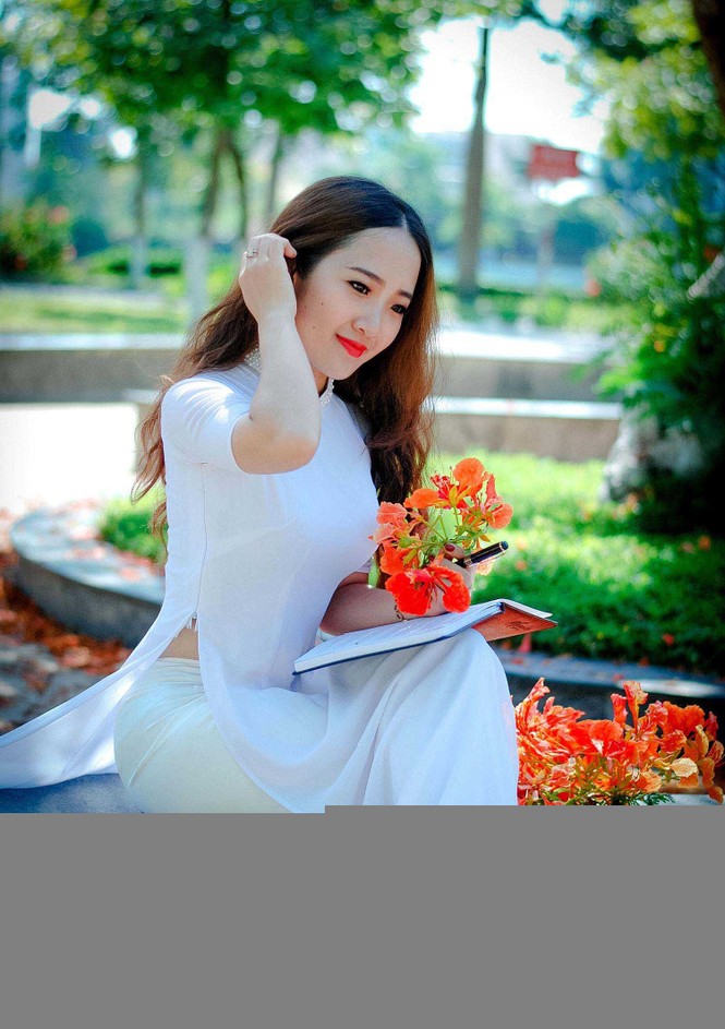Nữ sinh Quảng Ngãi tỏa nắng bên khung trời phượng thắm - ảnh 18