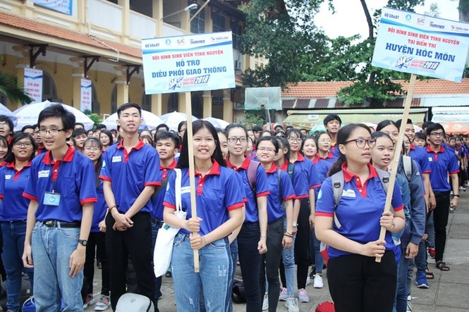 2.000 sinh viên khởi động chương trình 'Tiếp sức mùa thi'2018 - ảnh 6