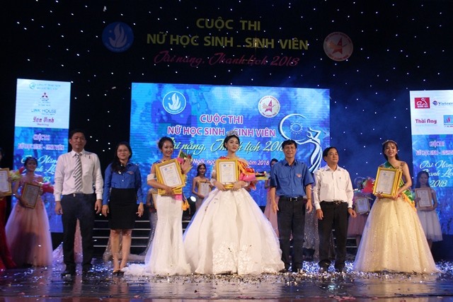 Hà Thy đoạt ngôi quán quân Nữ sinh tài năng - thanh lịch Quảng Ngãi - ảnh 4