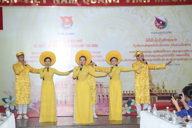 Thành Đoàn TPHCM ký kết hợp tác với Đoàn Thanh niên Thủ đô Viêng Chăn - ảnh 7