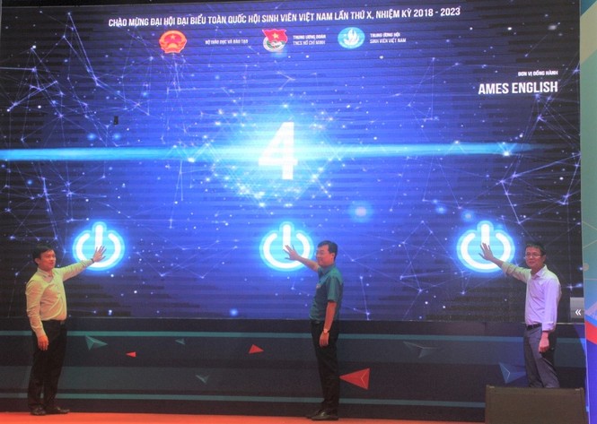 Thi Olympic tiếng Anh HSSV trên ứng dụng Facebook Messenger - ảnh 1