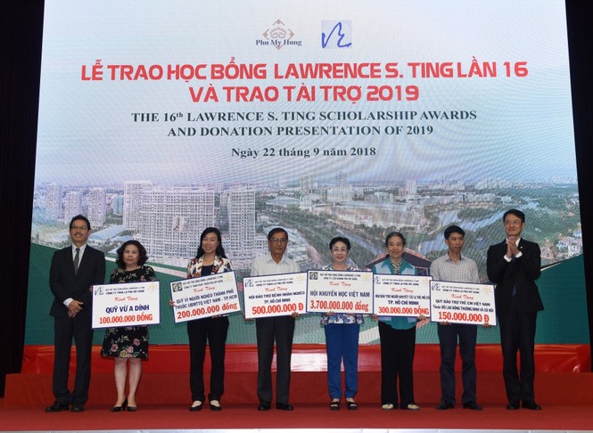 Quỹ Lawrence S. Ting trao học bổng trị giá 8,39 tỷ đồng - ảnh 1