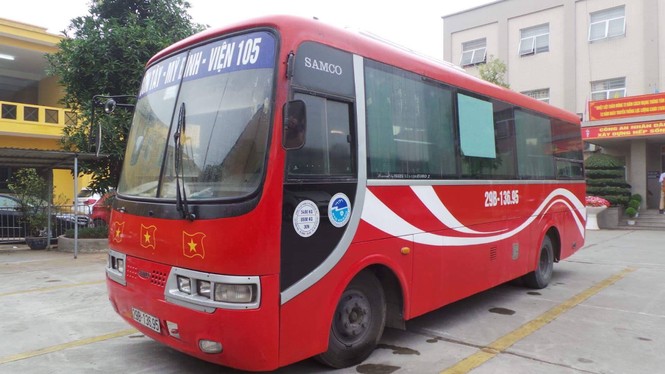 Phạt 1 triệu đồng tài xế xe khách phóng ngược chiều đường vành đai 3 - ảnh 1
