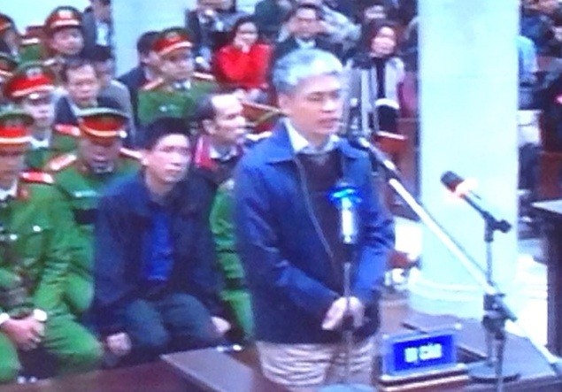 'PVC như con tàu đắm, ai vớt được gì thì vớt' - ảnh 3