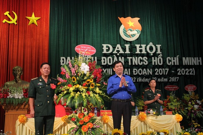 Tuổi trẻ biên phòng tiếp bước cha anh - ảnh 1