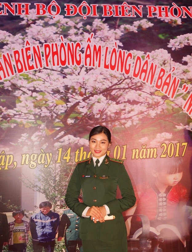 Nhan sắc bóng hồng trẻ nhất dự Đại hội Đoàn toàn quân - ảnh 13