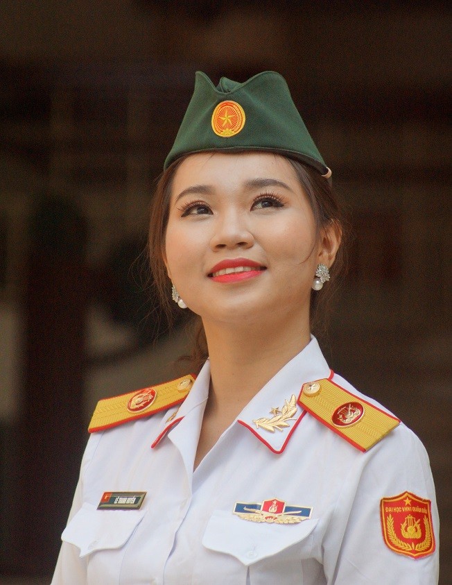 Nhan sắc bóng hồng trẻ nhất dự Đại hội Đoàn toàn quân - ảnh 8