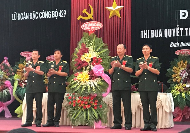 Chiến sĩ đặc công thi đua quyết thắng - ảnh 1