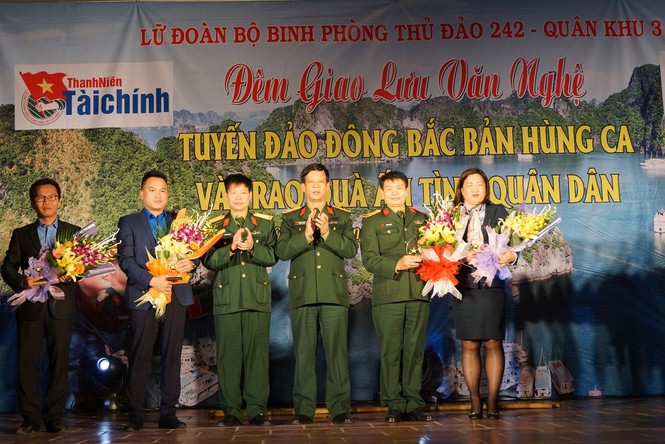 Đồng hành cùng quân dân tuyến đảo Đông Bắc - ảnh 1
