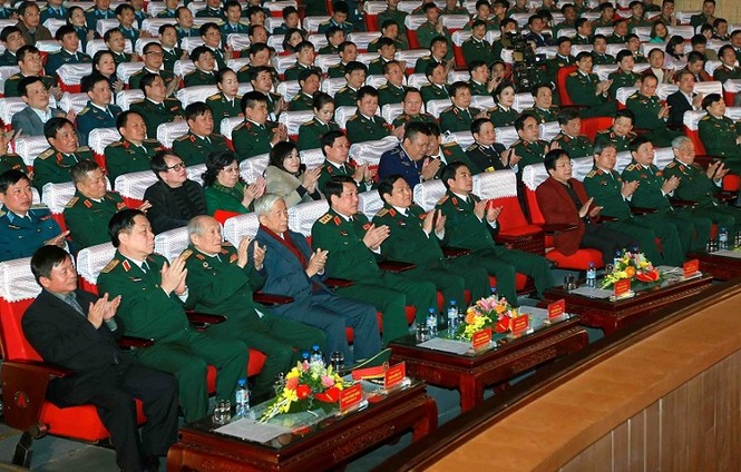 Hùng tráng 'Vang mãi khúc quân hành' - ảnh 1