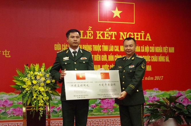 Kết nghĩa hữu nghị liên Đồn - Trạm trên biên giới Việt - Trung - ảnh 2