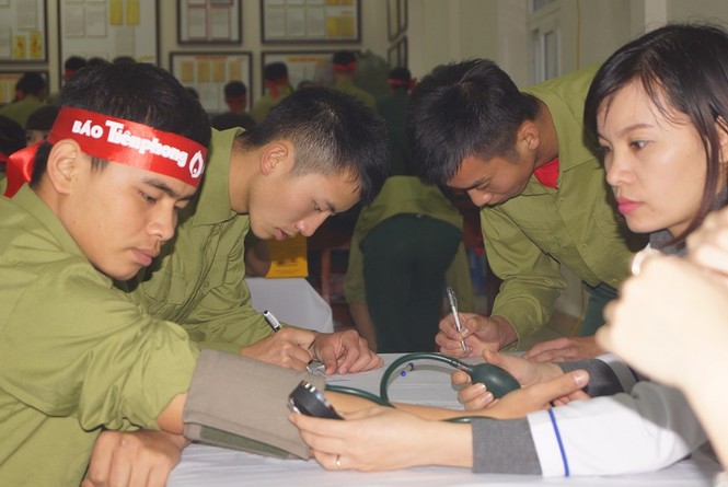 Rộn ràng Chủ nhật Đỏ ở Trường Đoàn trong Quân đội - ảnh 11