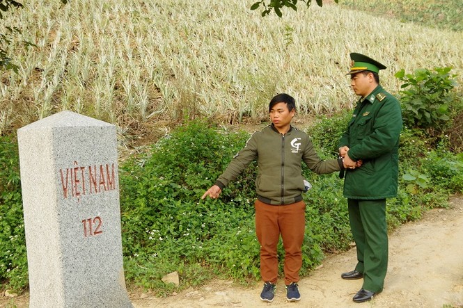 Bán người yêu lấy tiền mua xe máy - ảnh 1