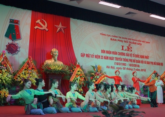 Toả sáng hình ảnh phụ nữ Quân đội - ảnh 3