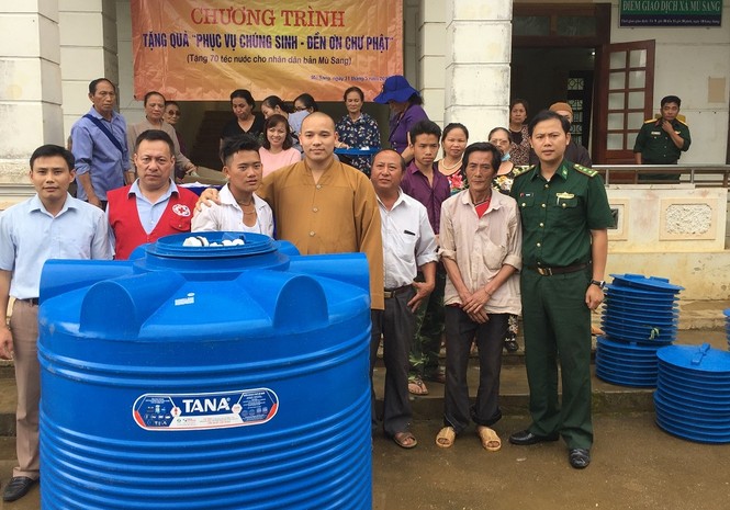 Tới Trường Sa để lan tỏa tình yêu Tổ quốc - ảnh 7