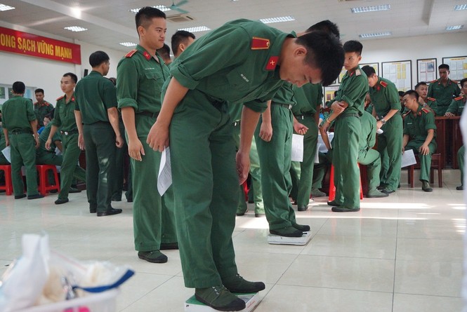 Gần 500 học viên áo lính hiến máu cứu người - ảnh 9