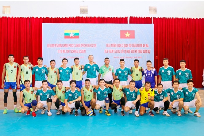 Sĩ quan trẻ Myanmar giao lưu thể thao tại Học viện Kỹ thuật Quân sự - ảnh 3