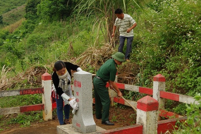 Nâng cao kiến thức pháp luật cho đồng bào biên giới - ảnh 1