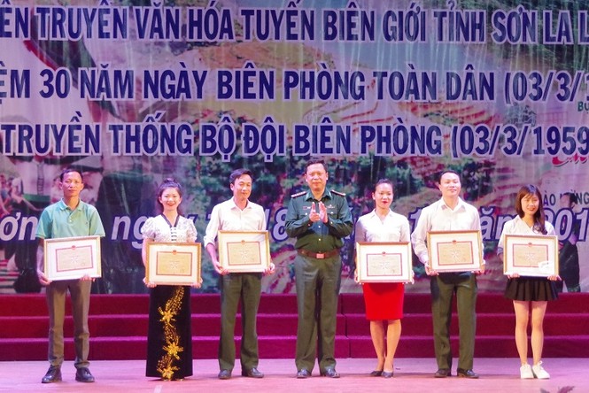 Liên hoan tuyên truyền văn hóa tuyến biên giới Sơn La - ảnh 2