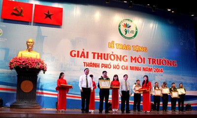 Cả 3 nhà máy của Vinamilk đều nhận giải thưởng môi trường - ảnh 2