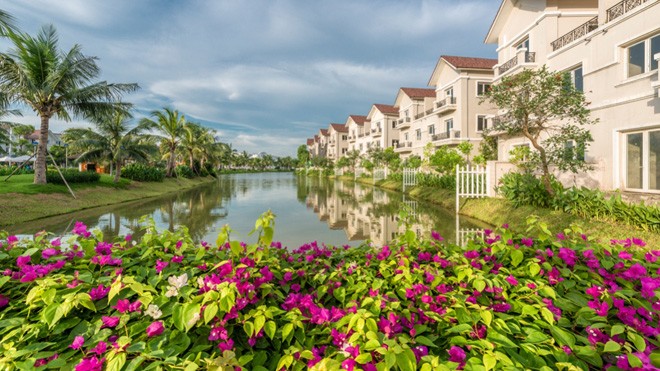 Khung cảnh lãng mạn nơi tổ chức đêm nhạc Trịnh tại Hà Nội - ảnh 1