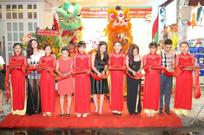 Dàn hotgirl xinh đẹp dự khai trương Showroom Beauty & Go - ảnh 3