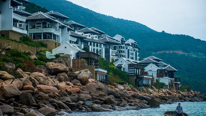 InterContinental Danang Sun Peninsula Resort - Khách sạn 5 sao hàng đầu VN - ảnh 1