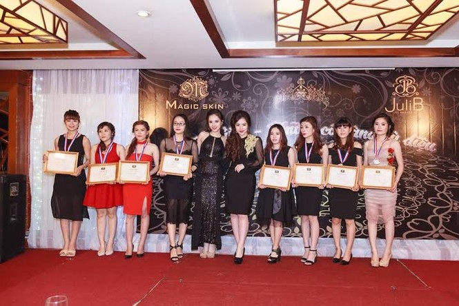 Phái đẹp háo hức học bí quyết thành công của 2 Doanh nhân Vàng 9x - ảnh 7