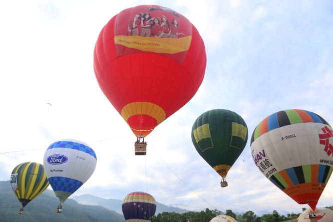 Vietjet rực rỡ tại Lễ hội khinh khí cầu quốc tế - ảnh 2