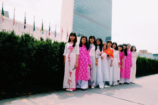 Học sinh Vinschool ghi điểm với bạn bè quốc tế về khả năng tiếng Anh - ảnh 11