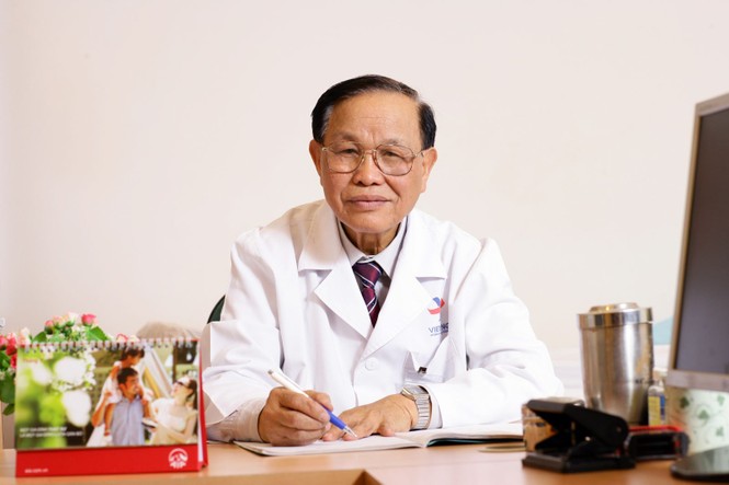 Cách điều trị bướu cổ không cần phẫu thuật - ảnh 1