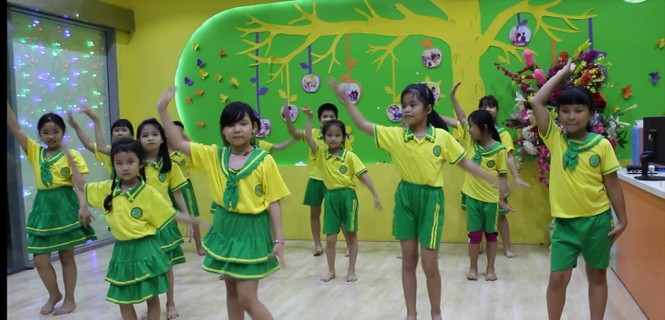Lợi ích từ việc học tiếng Anh qua bài hát. - ảnh 1