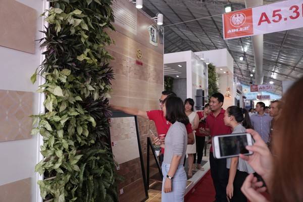 Góc hạnh phúc của gian hàng Prime tại Vietbuil 2016 - ảnh 2