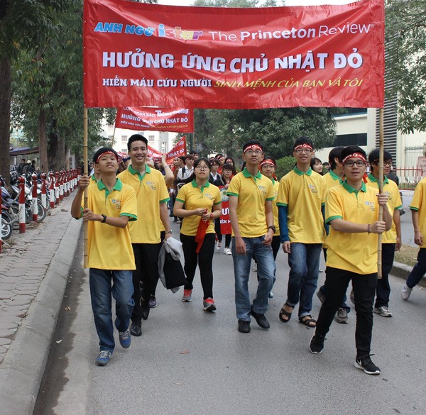 CLB Tình nguyện iStar đồng hành cùng Chủ nhật Đỏ - ảnh 1