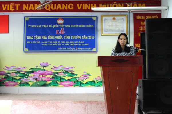 N.H.O trao “Xuân lộc điền” đến các hộ dân nghèo huyện Bình Chánh - ảnh 1