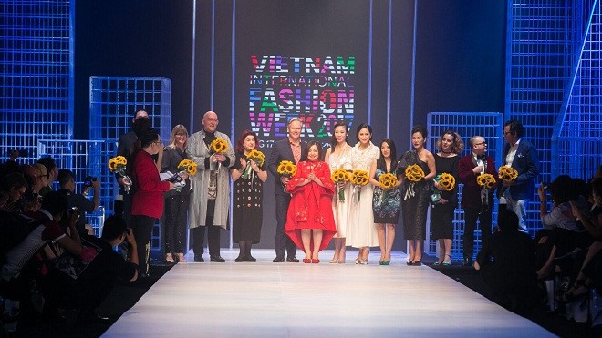Vẻ đẹp của TGĐ Thea Beauty Solutions khiến nhiều người ngưỡng mộ - ảnh 1