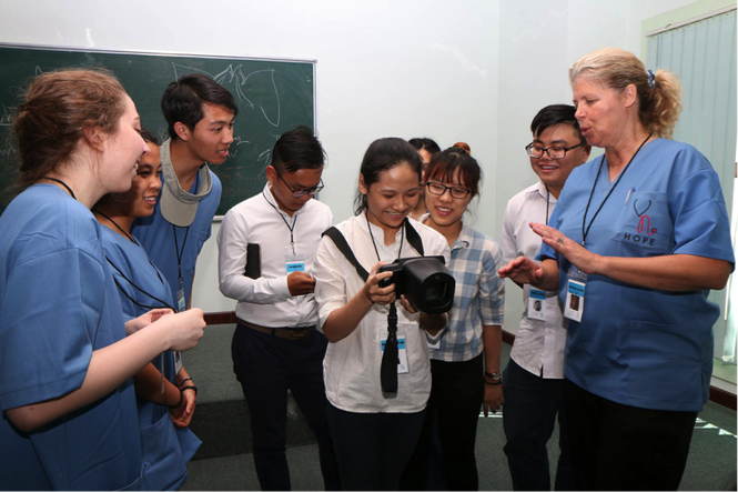 Khởi đầu ước mơ đại học với hình thức tuyển sinh bằng học bạ THPT - ảnh 1