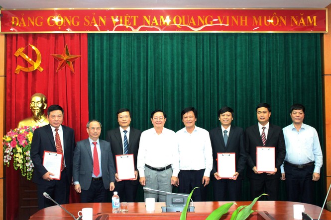 Công bố quyết định bổ nhiệm nhân sự Bộ Nội vụ - ảnh 1