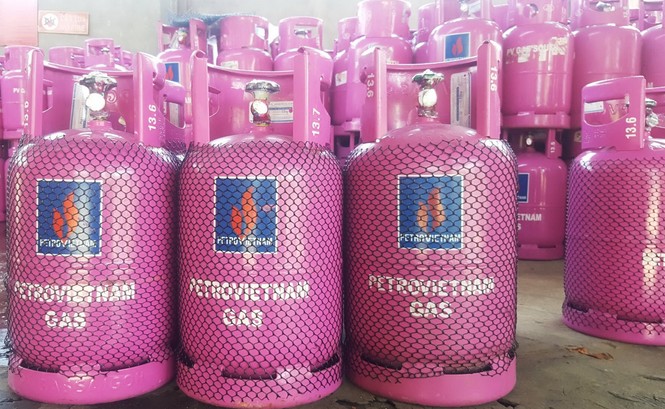 PVGas South hỗ trợ an toàn cho ngư dân bám biển - ảnh 1