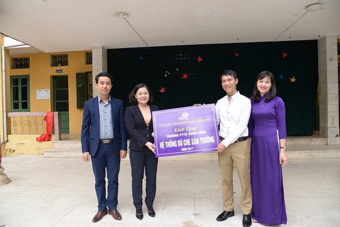 Trường ơi, chúng tôi đã về sau 20 năm! - ảnh 7