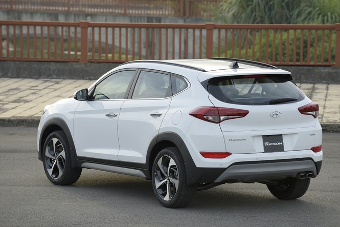 Hyundai Tucson 2017 khuyến mại lên tới 130 triệu đồng - ảnh 5