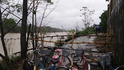 Trường học bên miệng “Hà Bá” - ảnh 7