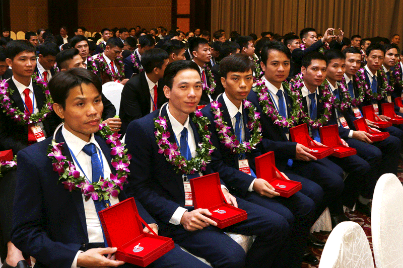 Tôn vinh những người thợ mỏ - ảnh 1