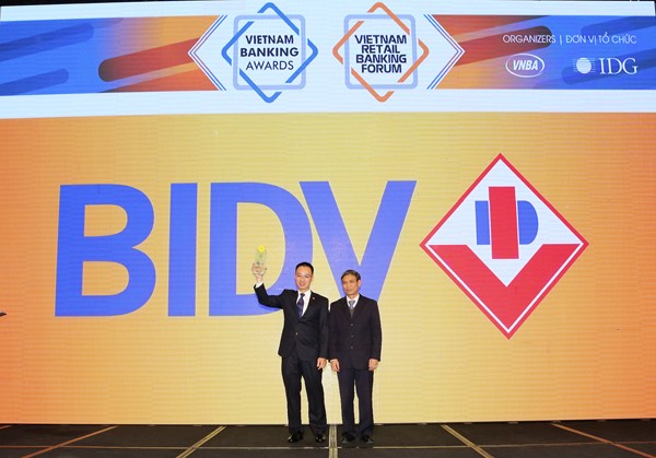 BIDV năm thứ 2 liên tiếp nhận giải 'Ngân hàng bán lẻ tiêu biểu nhất' - ảnh 1