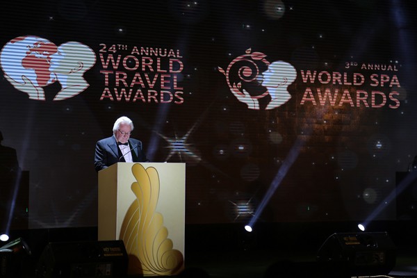 Việt Nam liên tiếp nhận những giải thưởng cao quý nhất của World Travel Awards 2017 - ảnh 3